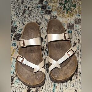 Birkenstock Cream Strappy Sandals